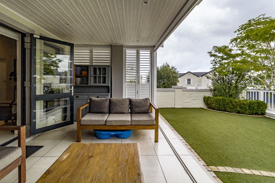 3 Bedroom Property for Sale in Heldervue Western Cape